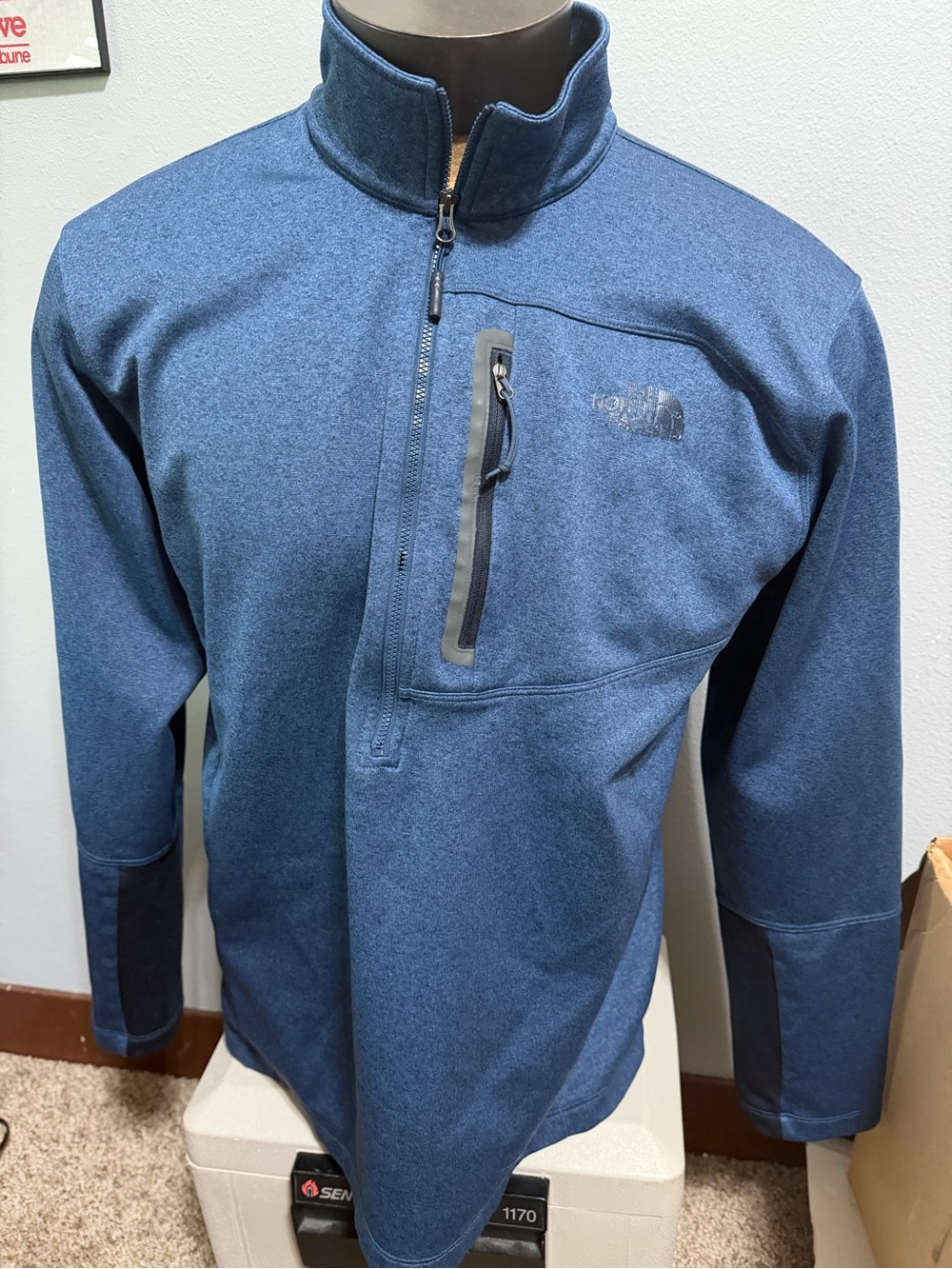 The North Face Men's Blue Quarter-Zip Fleece Pullover